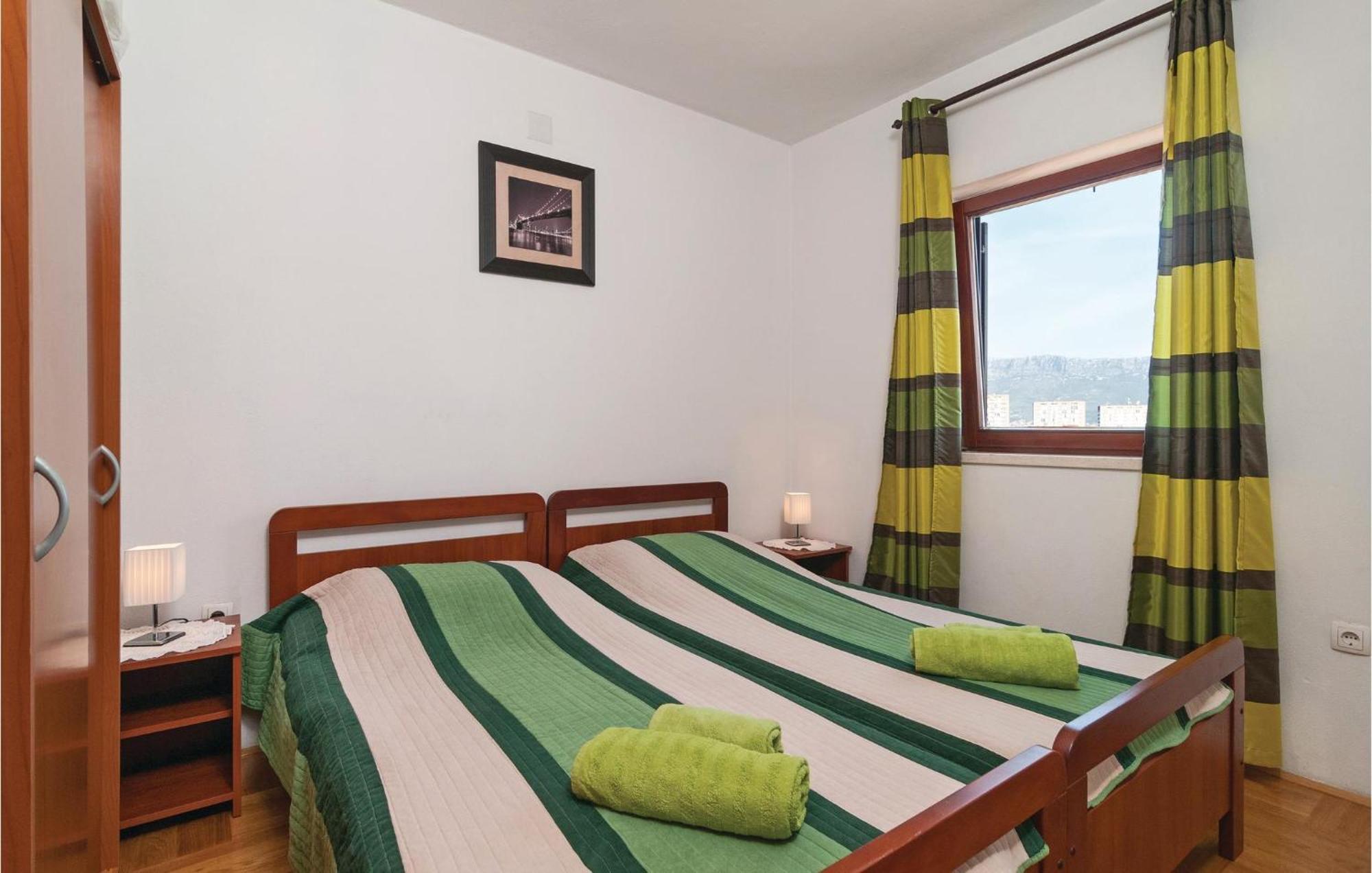 Lovely Apartment In Split With Wifi Екстер'єр фото