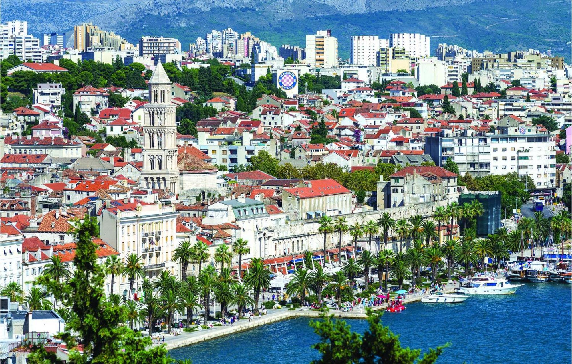 Lovely Apartment In Split With Wifi Екстер'єр фото